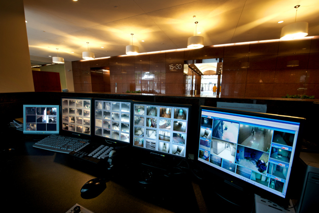 list of the key features of effective commercial security systems